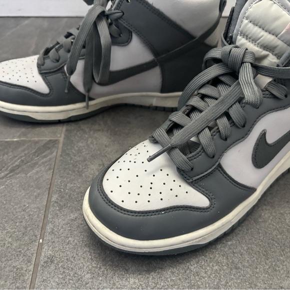 NIKE DUNK size 6.5 youth very very lightly used worn twice can fit women 7.5-8 - Picture 4 of 9